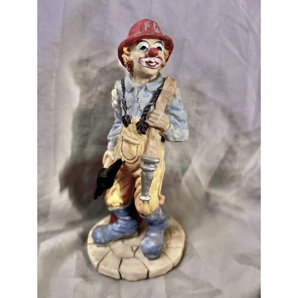 Vintage Young's Inc Monroe Michigan Fireman Clown‎ Figurine